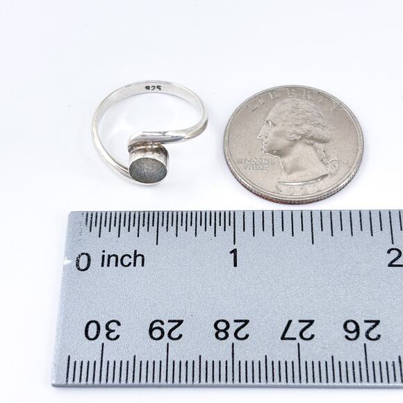 Vintage Sterling Silver 925 Glass Ring Size 7.5 | Modern Wrap Design - Picture 8 of 9